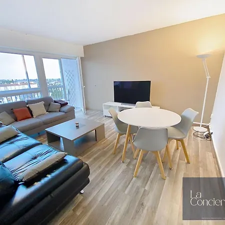 Avec Vue-les Rocs-poitiers-laconciergerie Apartmán *